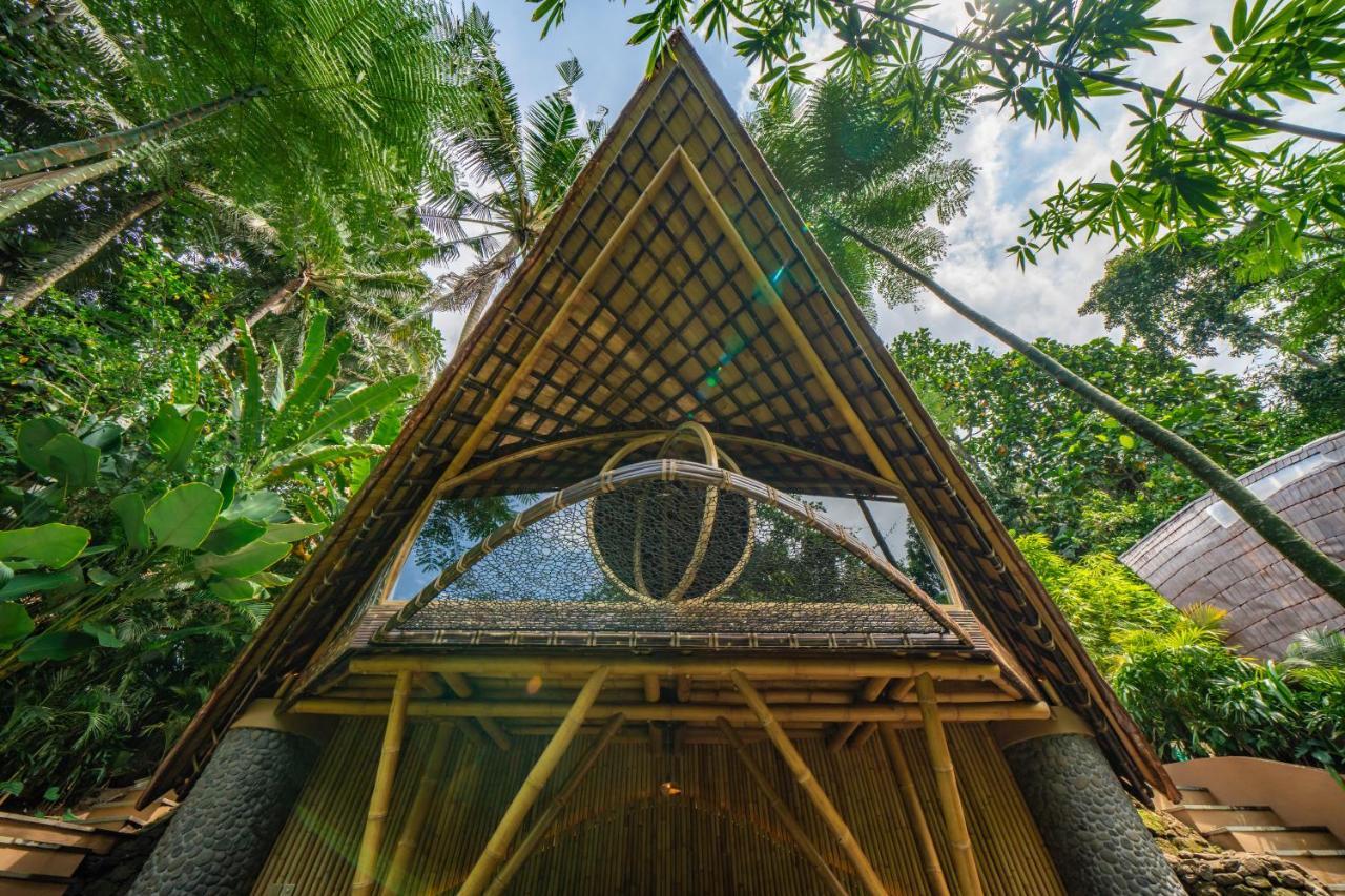 ホテル Suenyo Eco Retreat Selemadeg エクステリア 写真