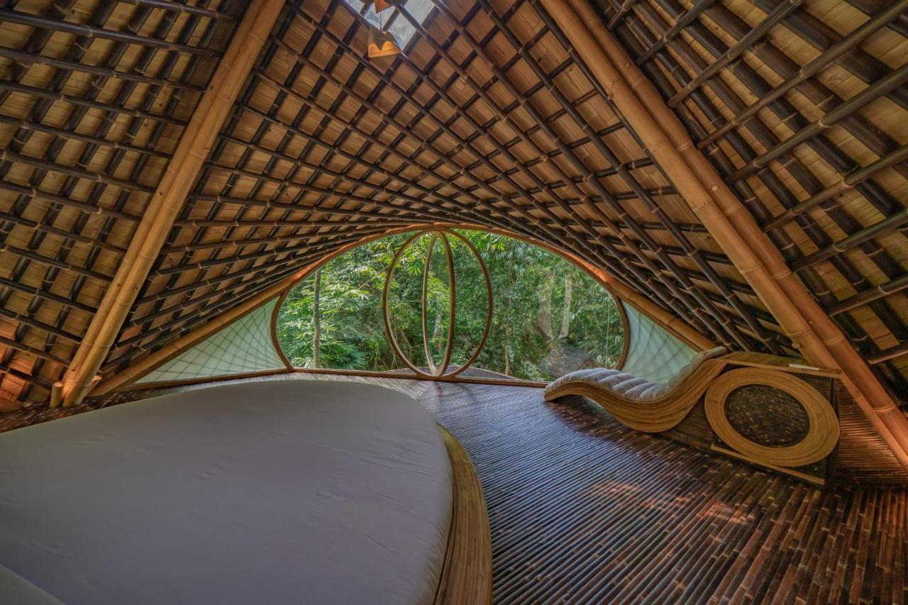 ホテル Suenyo Eco Retreat Selemadeg エクステリア 写真