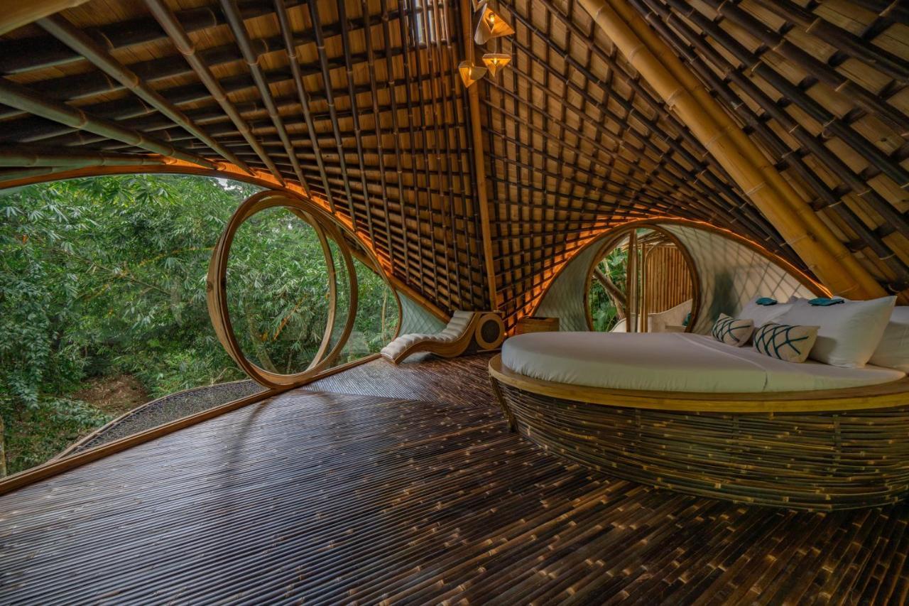 ホテル Suenyo Eco Retreat Selemadeg エクステリア 写真