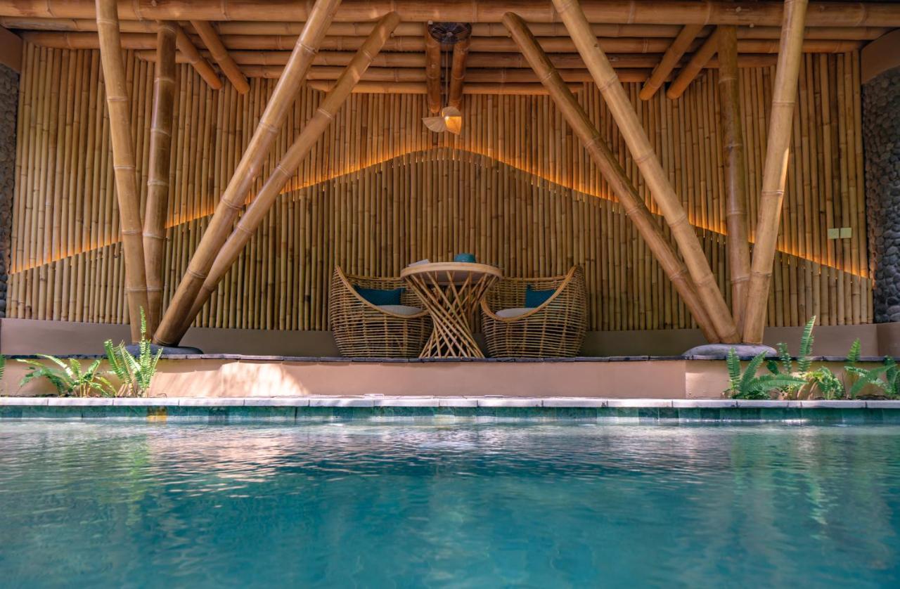ホテル Suenyo Eco Retreat Selemadeg エクステリア 写真