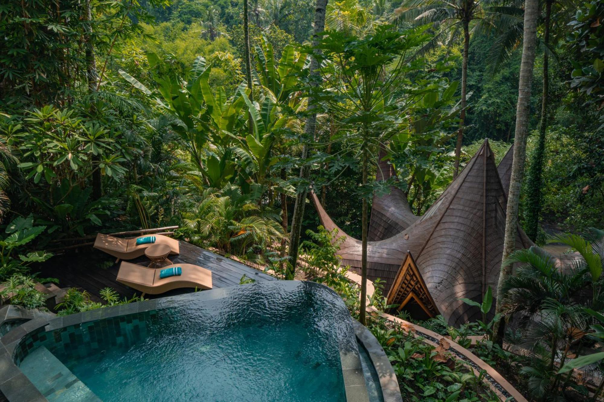 ホテル Suenyo Eco Retreat Selemadeg エクステリア 写真