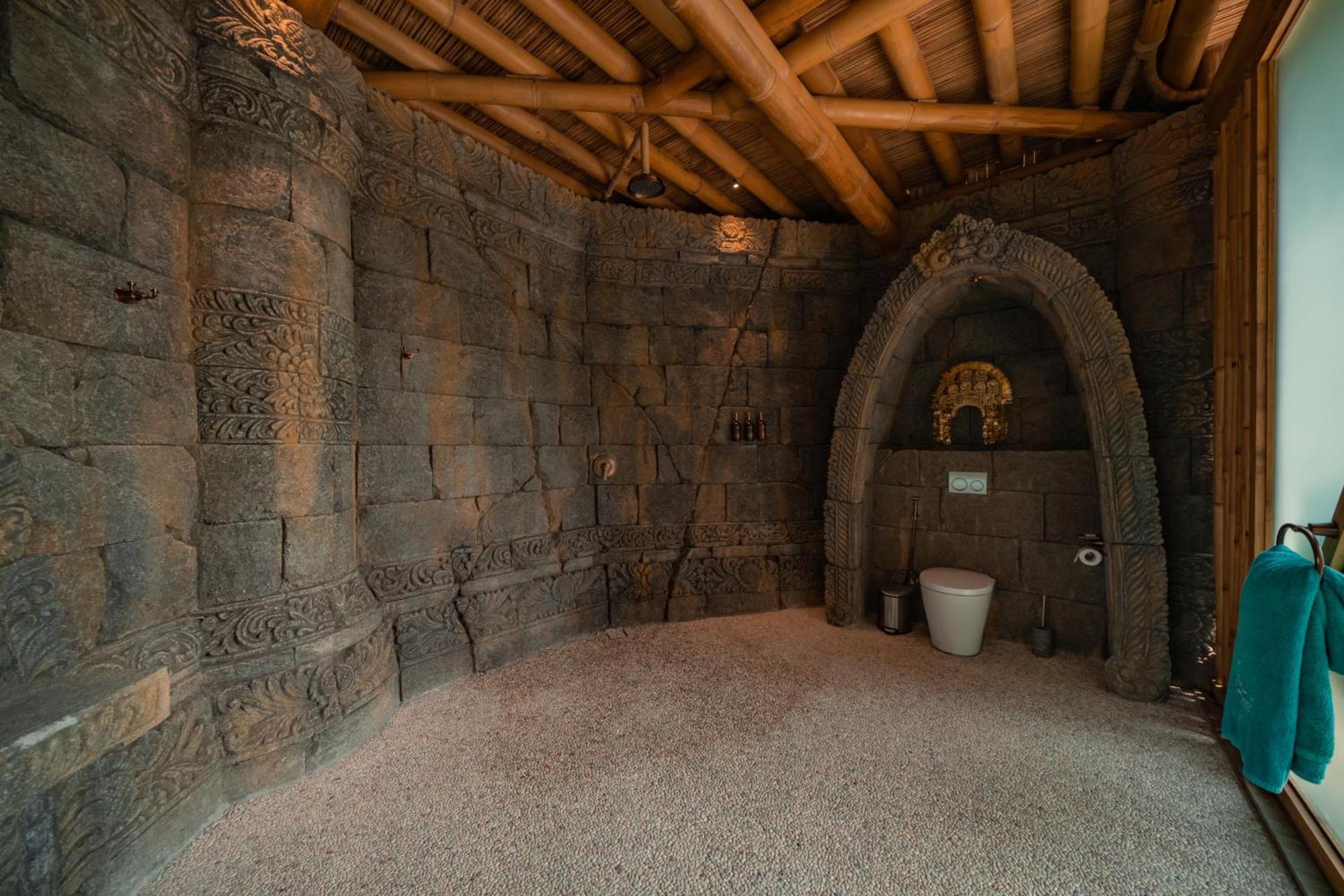 ホテル Suenyo Eco Retreat Selemadeg エクステリア 写真